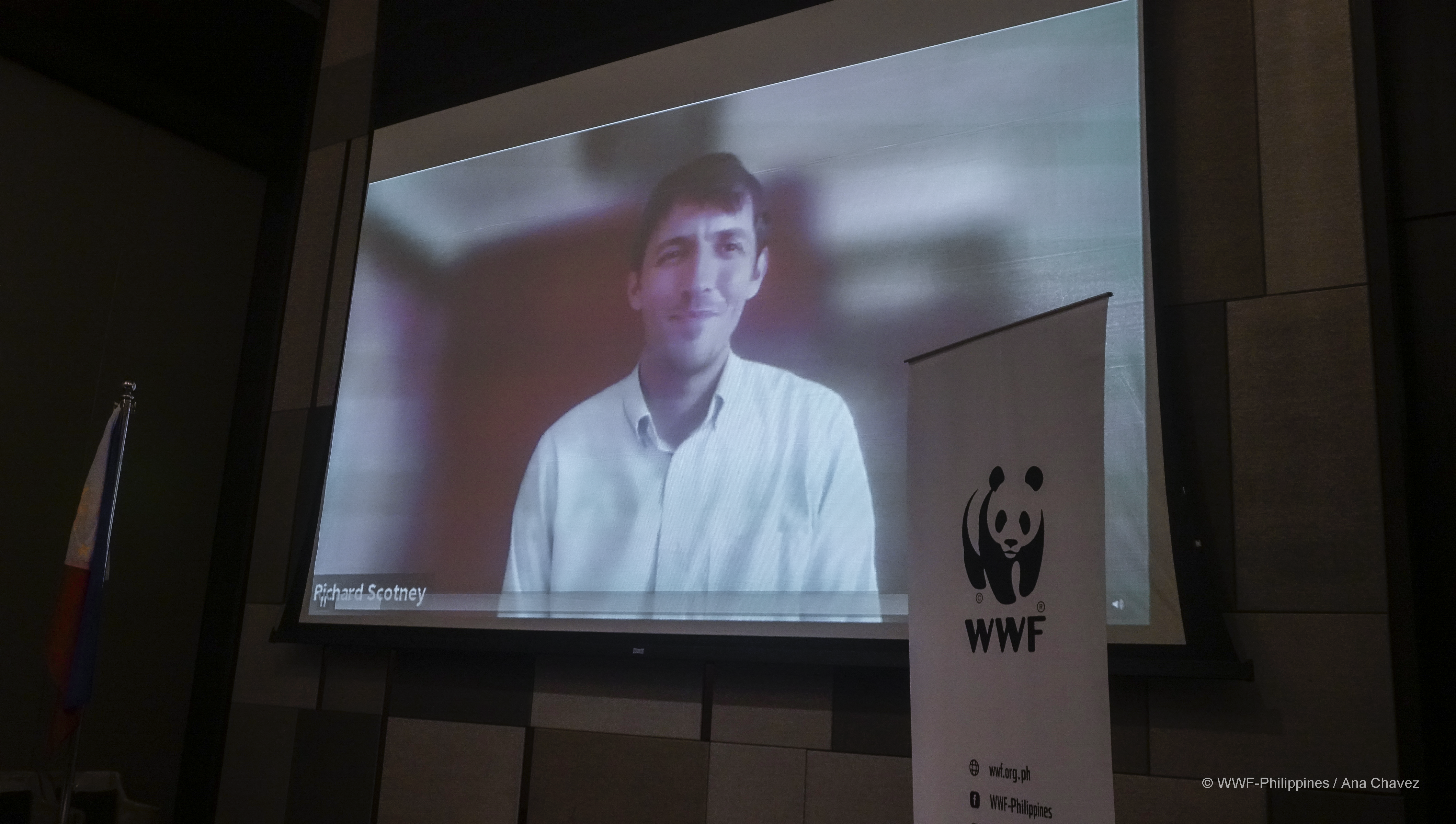 Richard Scotney, Global Energy Efficiency Lead of WWF, extended his gratitude to all sectors involved during the Cool and Solar initiative Multi-Stakeholder Event at the New World Hotel Makati.